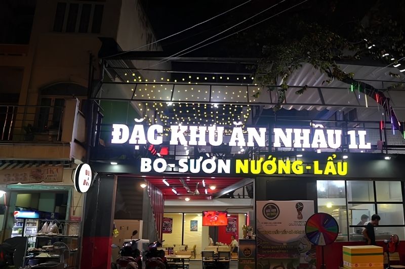 Mẫu bảng hiệu qu&aacute;n nhậu hộp đ&egrave;n chữ nổi thu h&uacute;t &aacute;nh nh&igrave;n