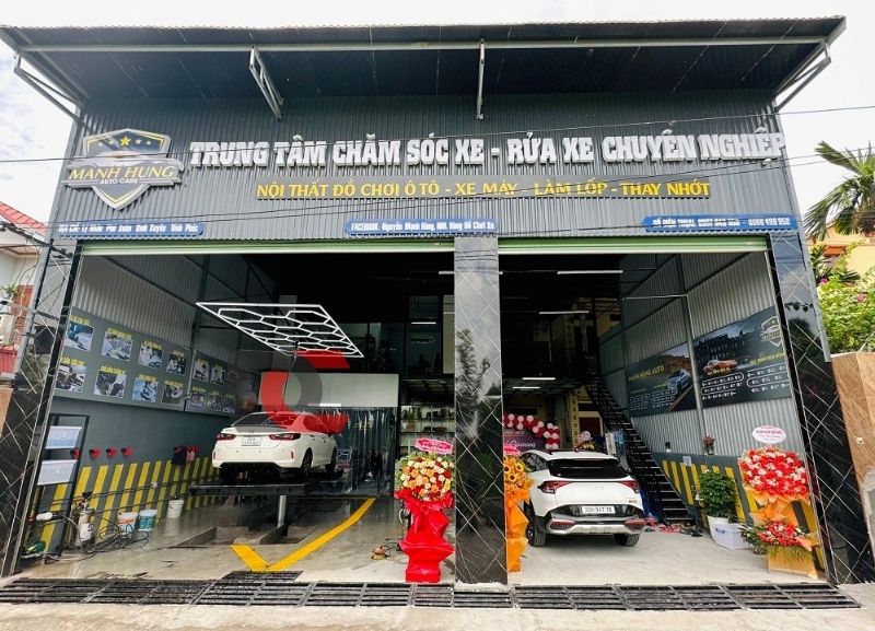 Bảng hiệu chăm s&oacute;c xe, rửa xe chuy&ecirc;n nghiệp mặt dựng t&ocirc;n s&oacute;ng