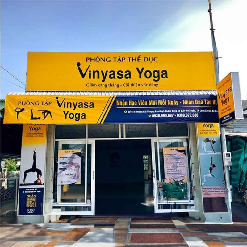 Mẫu bảng hiệu ph&ograve;ng tập thể dục yoga