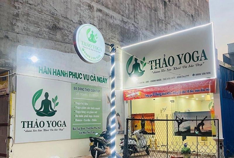 Mẫu bảng hiệu yoga Thảo