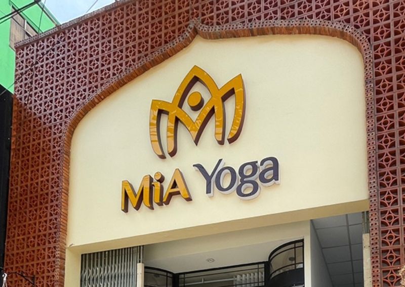 Xu hướng thiết kế bảng hiệu yoga