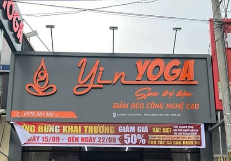 K&iacute;ch thước bảng hiệu yoga v&agrave; vị tr&iacute; lắp đặt bảng hiệu