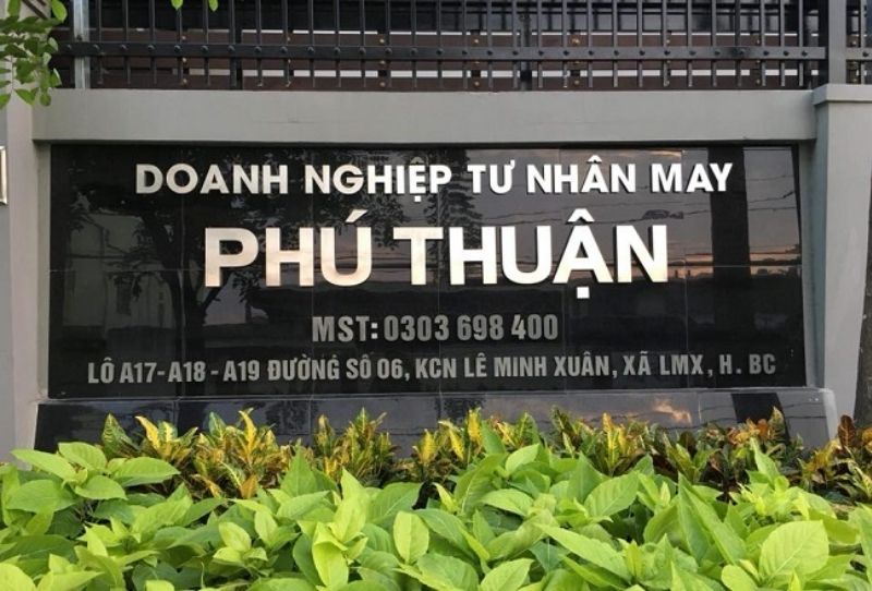 L&agrave;m bảng hiệu đ&aacute; hoa cương theo phong thủy