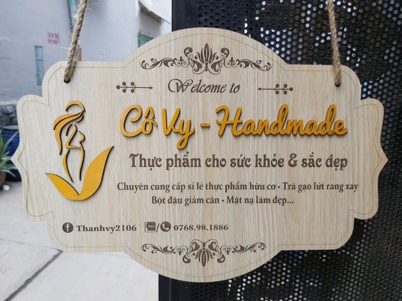 Thi công bảng hiệu treo tường giá rẻ trọn gói TPHCM