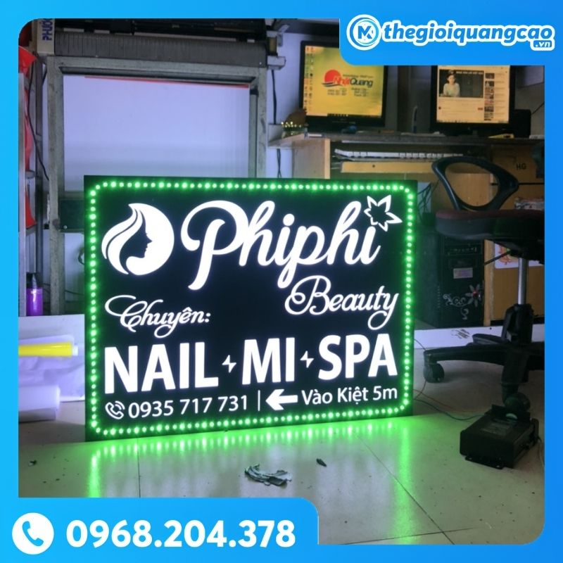 Hộp Đèn Alu Âm Bản