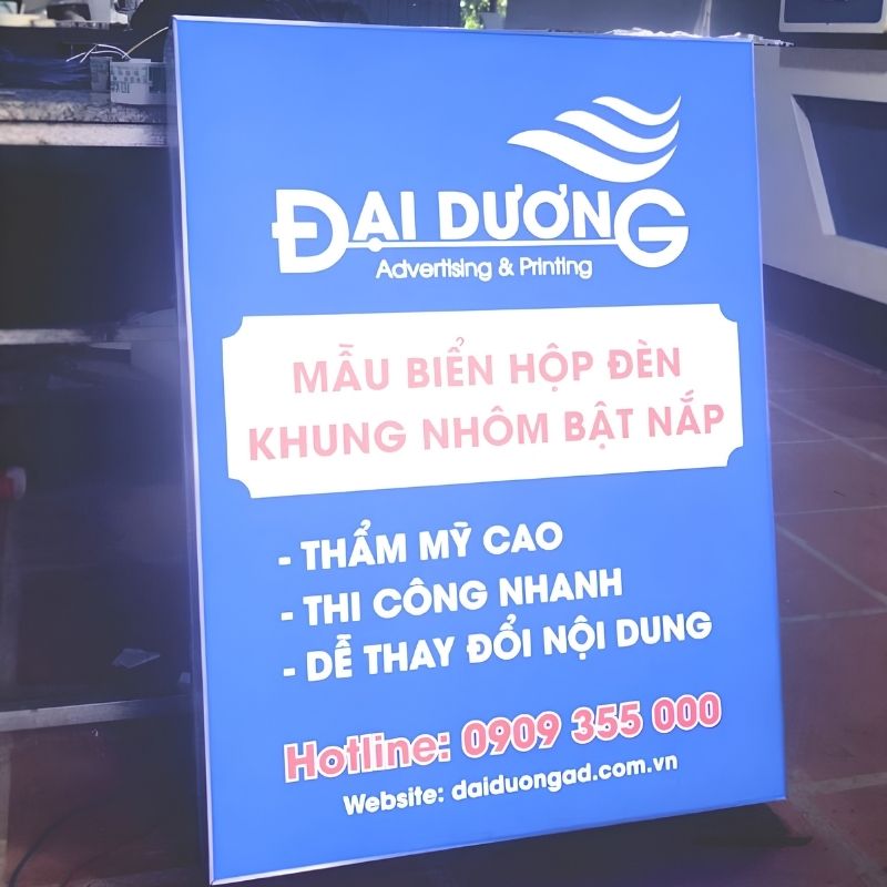 Thi c&ocirc;ng hộp đ&egrave;n mica d&aacute;n decal gi&aacute; rẻ trọn g&oacute;i TPHCM