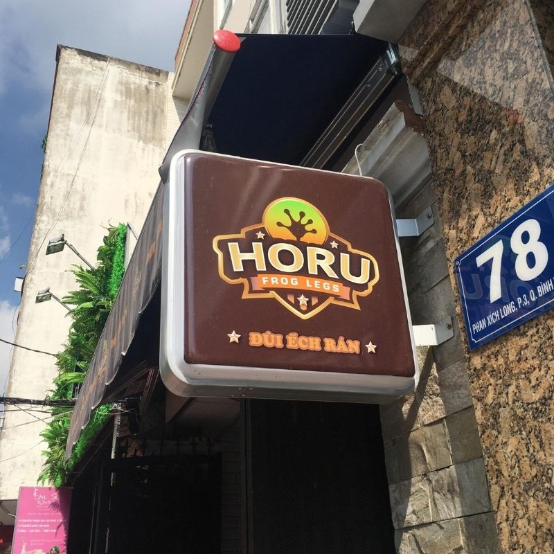 Hộp đ&egrave;n mica h&uacute;t nổi h&igrave;nh vu&ocirc;ng