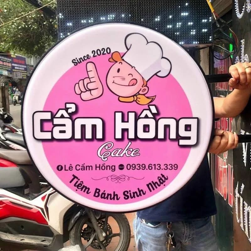 Ưu nhược điểm của hộp đ&egrave;n mica h&uacute;t nổi