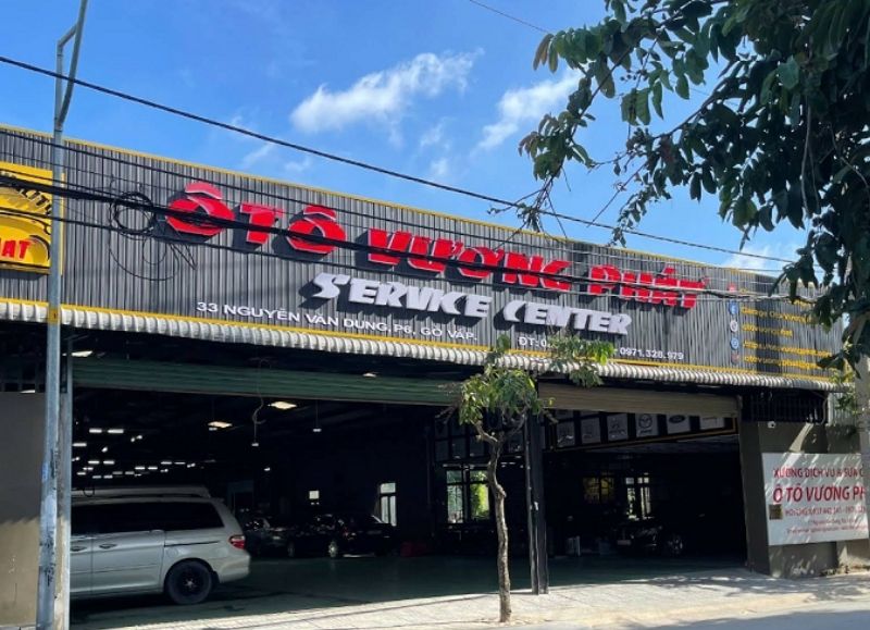 Mẫu bảng hiệu tôn sóng sơn tĩnh điện cho showroom ô tô