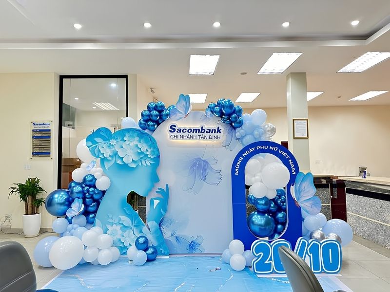 Mẫu ph&ocirc;ng nền sự kiện 20/10 cho ng&acirc;n h&agrave;ng Sacombank chi nh&aacute;nh t&acirc;n định