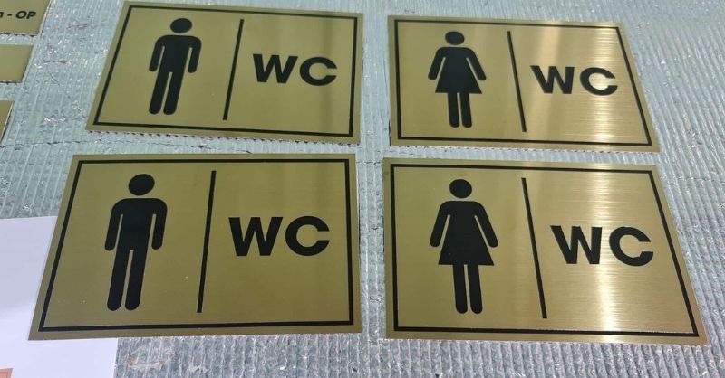 Biển WC chất liệu Inox