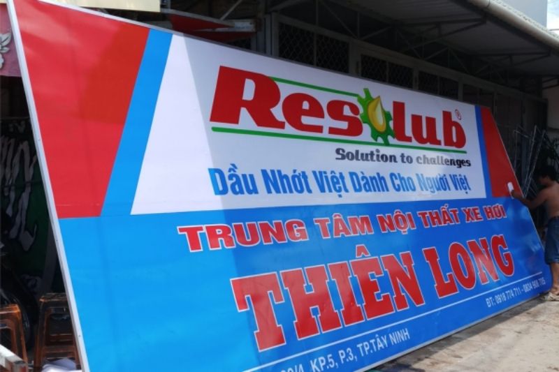 L&agrave;m bảng hiệu alu d&aacute;n decal gi&aacute; rẻ