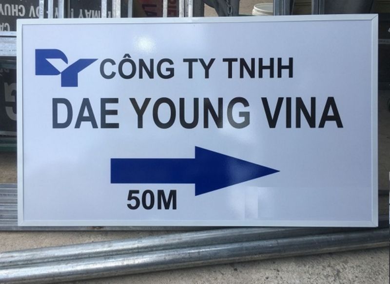 L&agrave;m bảng hiệu alu d&aacute;n decal c&ocirc;ng ty tnhh dae young vina