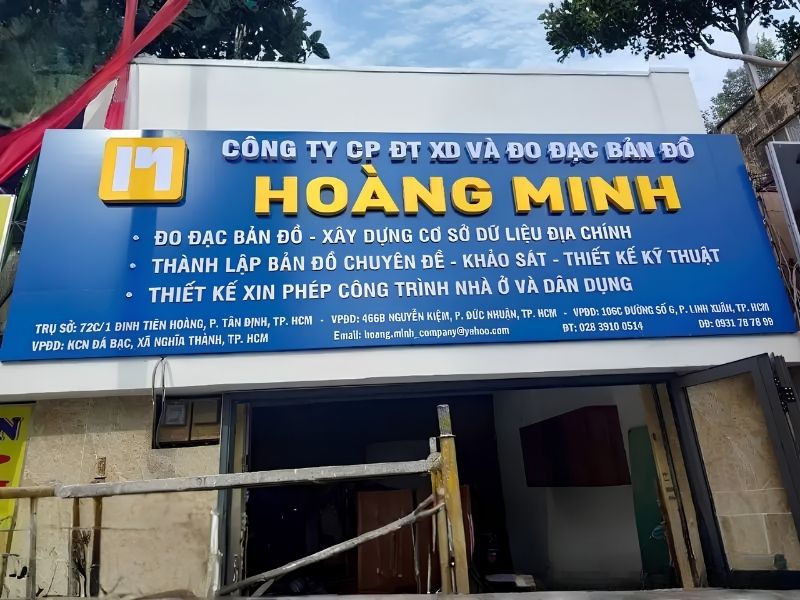 Bảng hiệu c&ocirc;ng ty alu chữ nổi