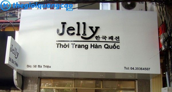 Công trình thi công bảng hiệu cửa hàng thời trang