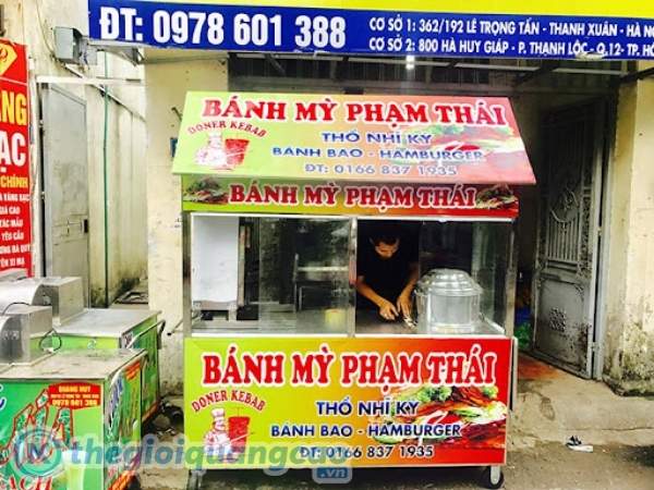 Mẫu bảng hiệu xe b&aacute;nh m&igrave; mang đi