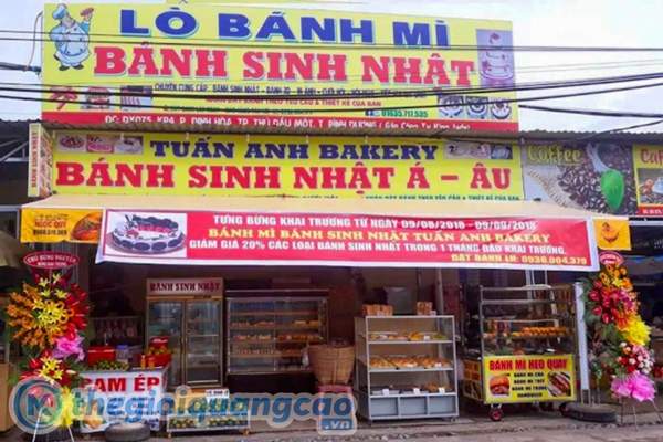 L&agrave;m bảng hiệu b&aacute;nh m&igrave; bạt hiflex