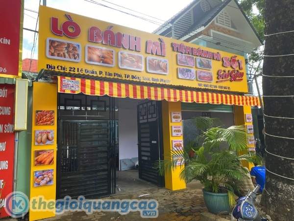 Thiết kế bảng hiệu b&aacute;nh m&igrave; theo y&ecirc;u cầu