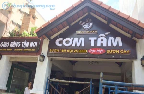 Thiết kế bảng hiệu cơm tấm theo y&ecirc;u cầu