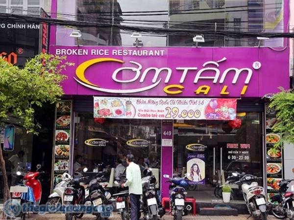 L&agrave;m bảng hiệu cơm tấm gi&aacute; rẻ