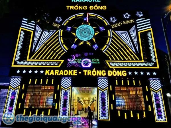 Quy cách làm bảng hiệu quảng cáo quán karaoke
