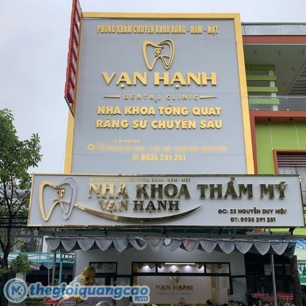 Thiết kế bảng hiệu nha khoa chuẩn y tế