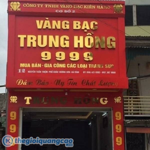 L&agrave;m bảng hiệu tiệm v&agrave;ng chữ nổi inox v&agrave;ng gươm