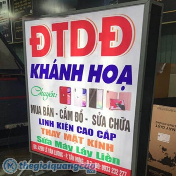 Biển vẫy quảng c&aacute;o điện thoại