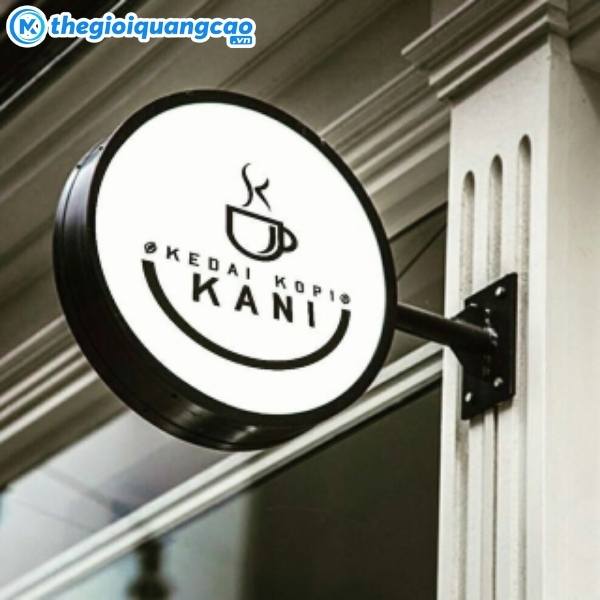 Mẫu biển vẫy cafe hình tròn mica hút nổi, viền alu đen bóng