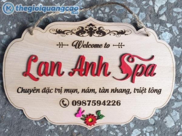 Mẫu biển vẫy gỗ spa phong cách vintage