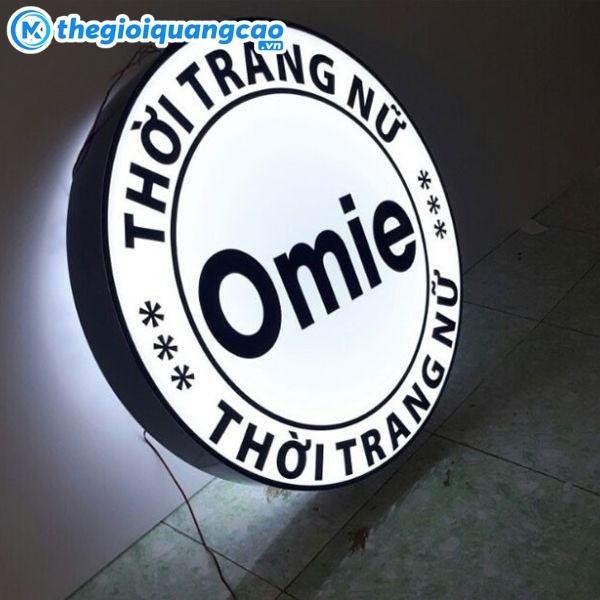 Mẫu biển vẫy tròn đẹp cho shop quần áo