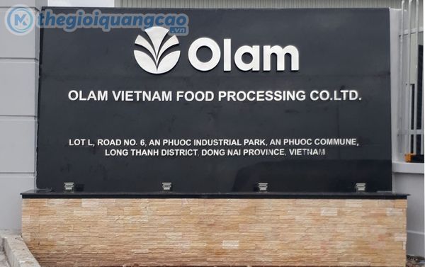 Gia c&ocirc;ng chữ inox trắng đẹp, gi&aacute; rẻ tại TPHCM