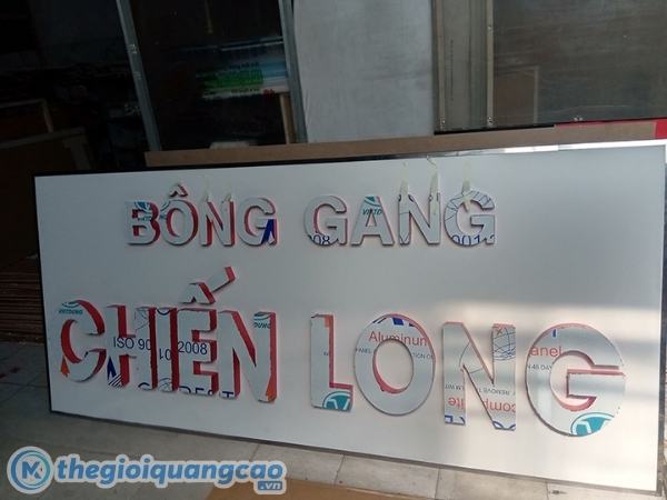 L&agrave;m bảng hiệu quảng c&aacute;o chữ nổi alu trọn g&oacute;i tại TPHCM