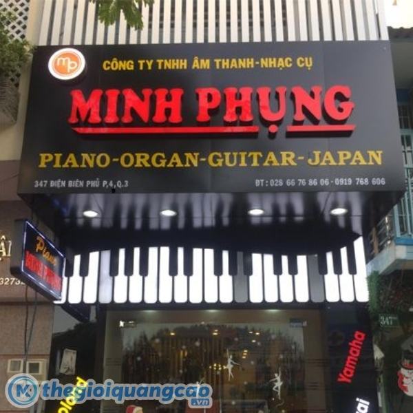 Gia c&ocirc;ng chữ nổi TPHCM