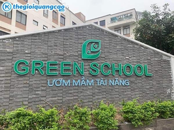 Mẫu chữ nổi mica viền Inox