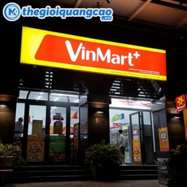 Thi công lắp đặt bảng hiệu hiflex chất lượng và đẹp mắt