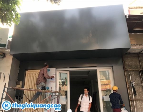Thiết kế bảng hiệu alu đẹp chuyên nghiệp