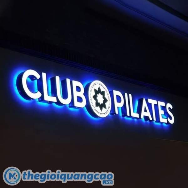 Làm bảng hiệu đèn LED chữ nổi