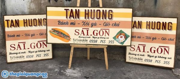 Mẫu bảng hiệu gỗ vẽ tay sáng tạo