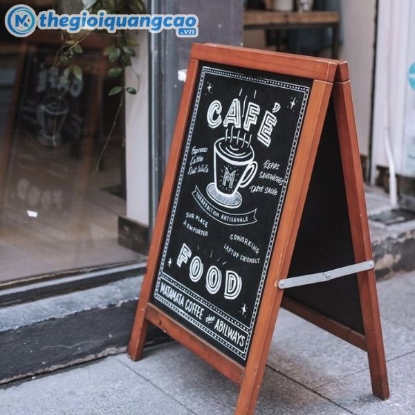 Mẫu bảng hiệu gỗ đứng cho quán cafe