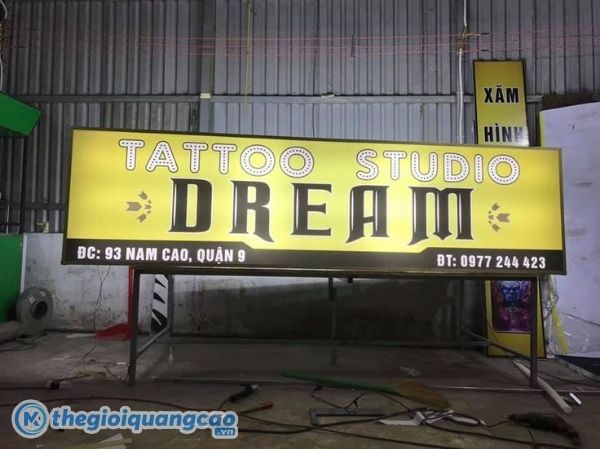 Mẫu bảng hiệu bạt hiflex xuyên sáng