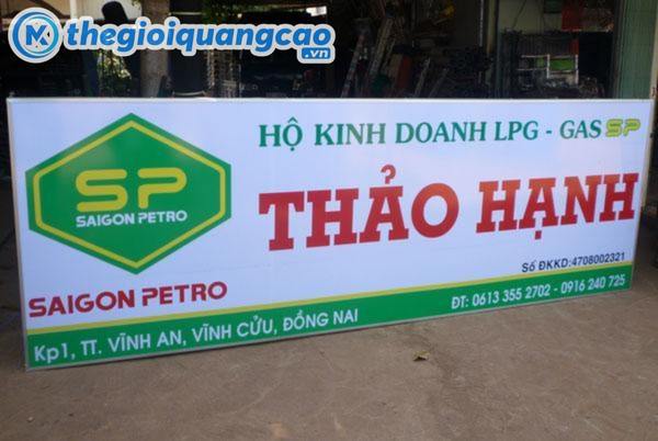 Thiết kế bảng hiệu mica theo yêu cầu